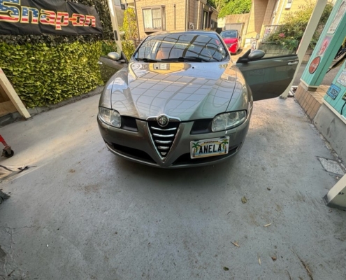 アルファロメオ GTの天井張り替え作業前の車両外観